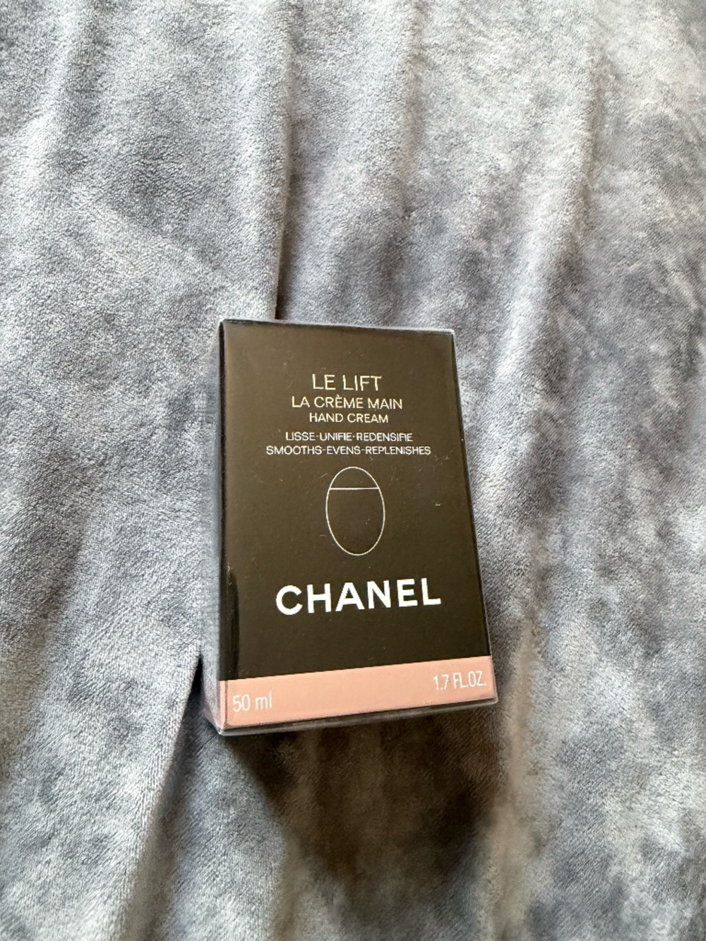 CHANEL Le Lift La Crème Main Hand Cream 50ml BNIB Sealed Authentic